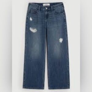 Women's Distressed Jeans